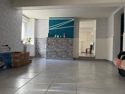 Maison - 147 m² - 4 pièces