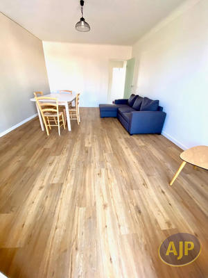 Appartement - 60 m² - 2 pièces