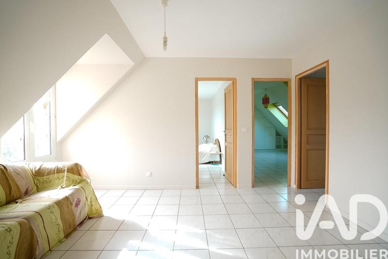 Maison - 240 m² - 10 pièces