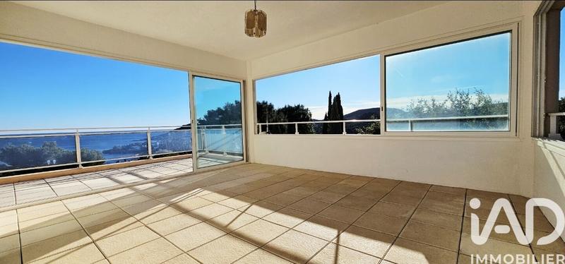 Maison - 250 m² - 7 pièces