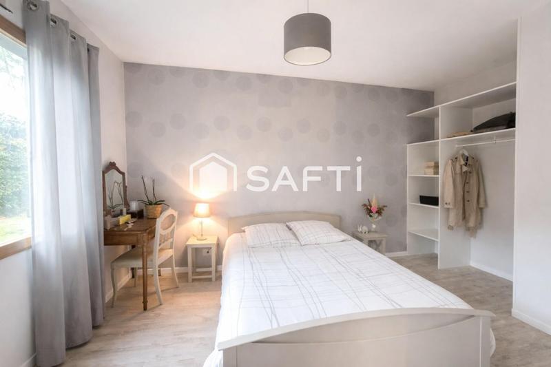 Maison - 143 m² - 8 pièces