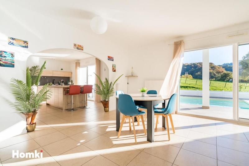 Maison de campagne - 204 m² - 4 pièces