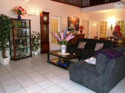 Bastide - 280 m² - 9 pièces