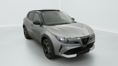 Alfa Romeo Junior 1.2 Ibrida 145 ch eDCT6 Speciale