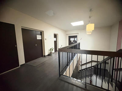 Bureau - 11 m² - 1 pièce