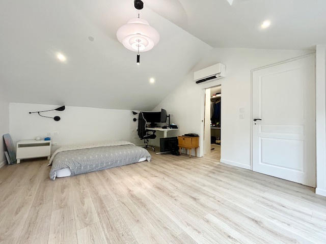 Maison - 214 m² - 7 pièces