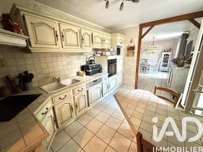 Maison - 144 m² - 7 pièces