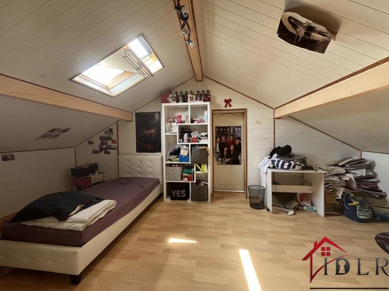 Maison de village - 190 m² - 10 pièces