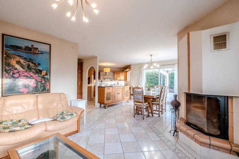 Maison - 116 m² - 4 pièces