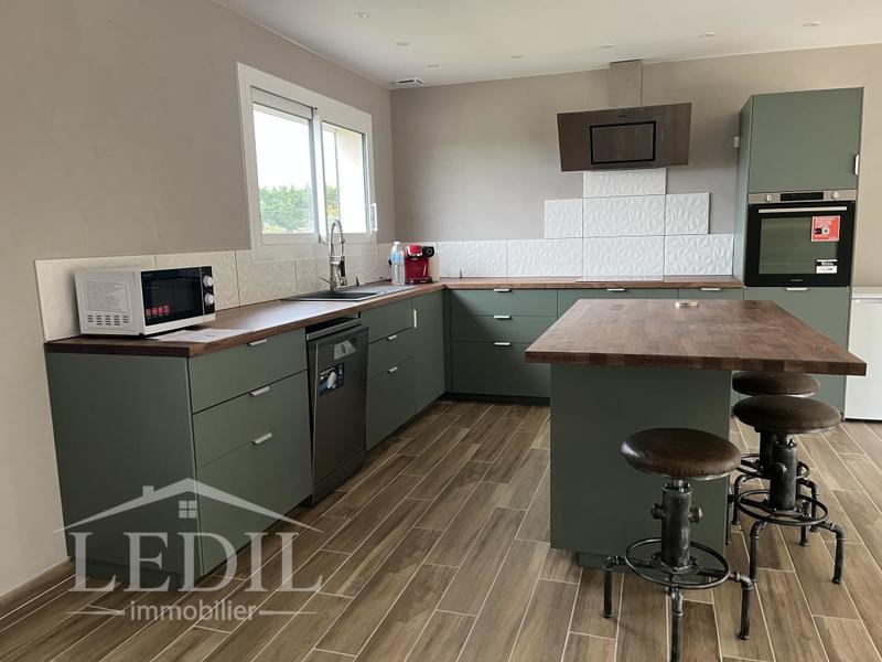 Maison - 137 m² - 4 pièces