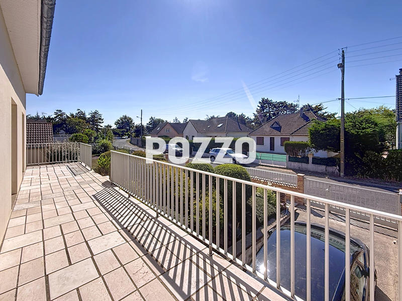 Maison - 128 m² - 7 pièces