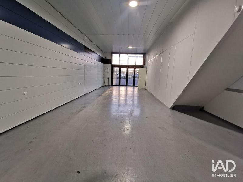 Local commercial - 581 m²