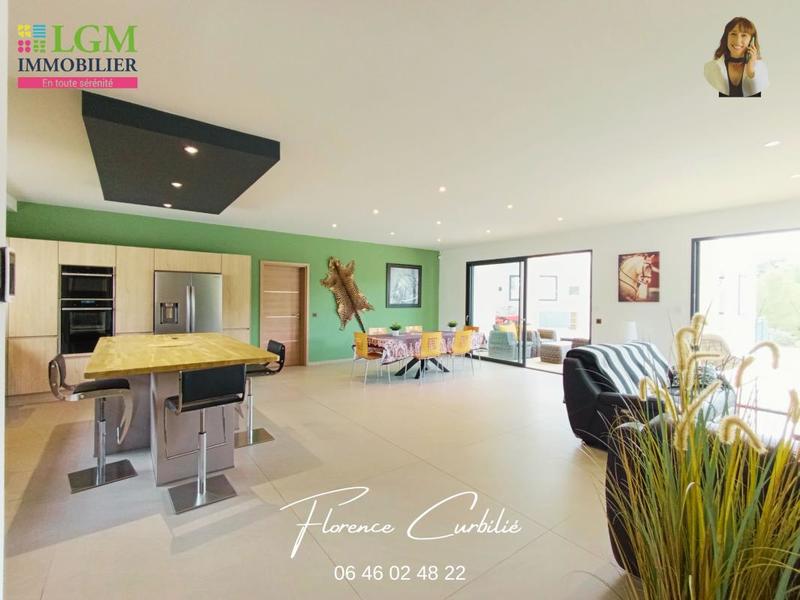 Maison - 167 m² - 5 pièces