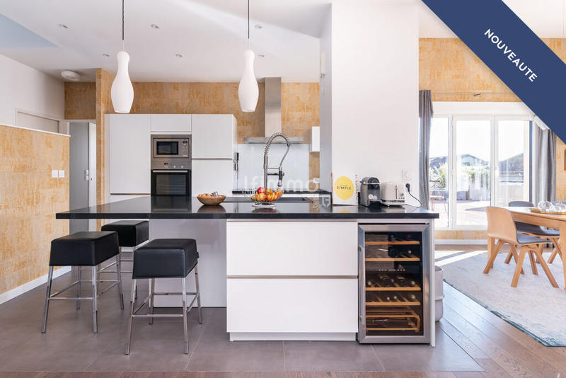 Appartement - 139 m² - 5 pièces