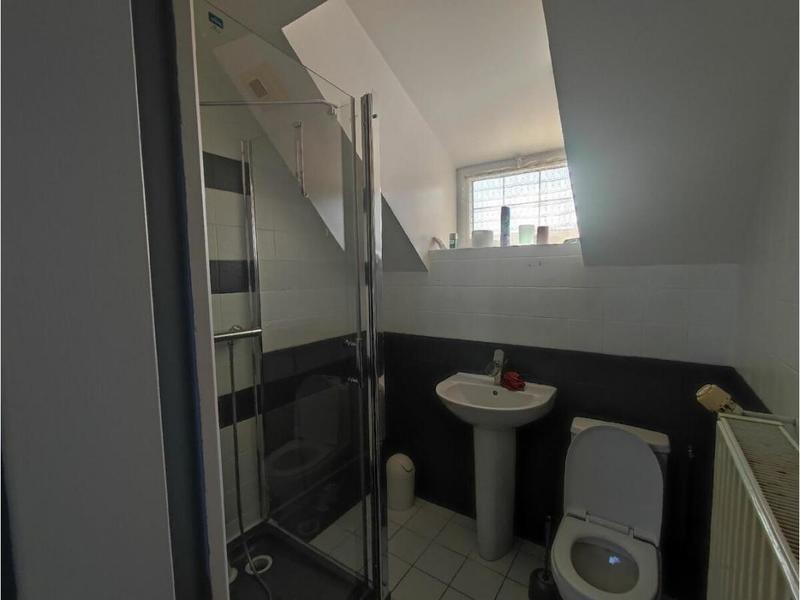 Propriété - 238 m² - 10 pièces