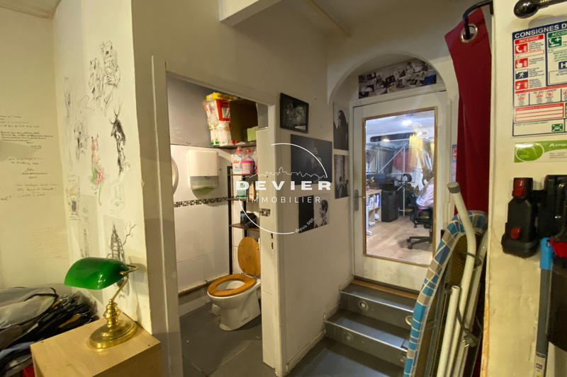 Local commercial - 81 m²