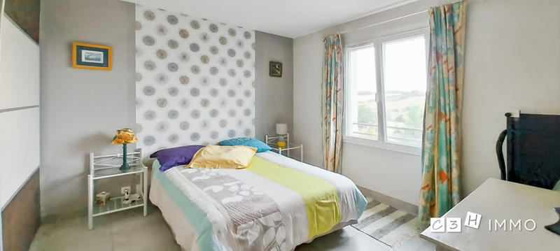 Maison - 165 m² - 5 pièces