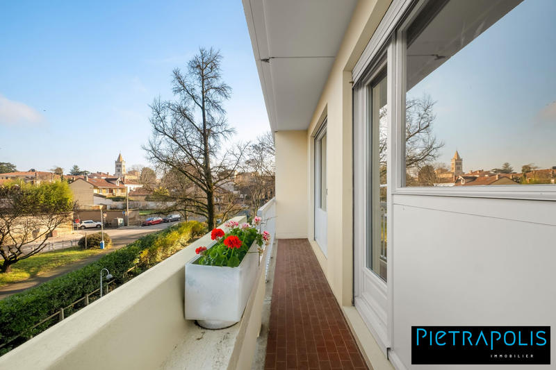 Appartement - 83 m² - 3 pièces