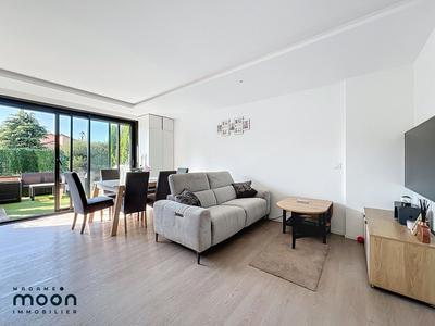 Maison - 86 m² - 4 pièces