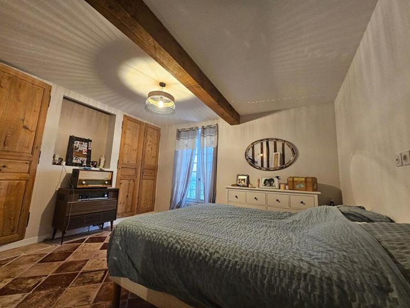 Corps de ferme - 158 m² - 8 pièces