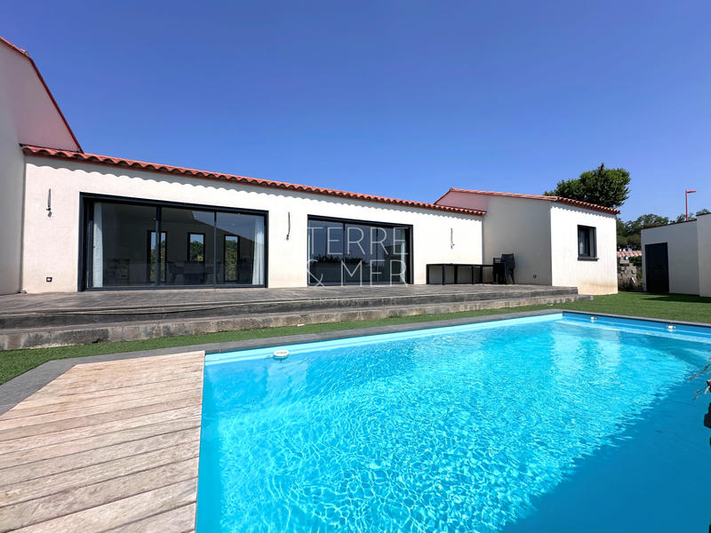 Maison - 170 m² - 5 pièces