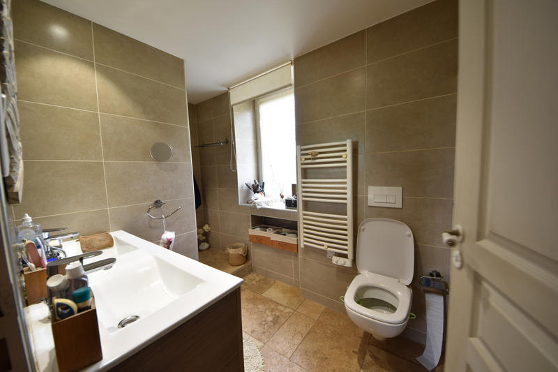 Maison - 180 m² - 6 pièces