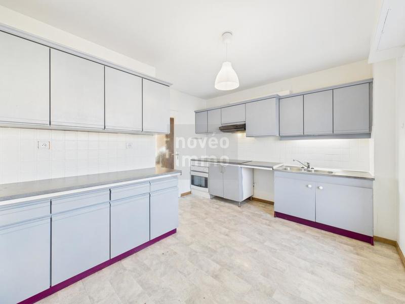 Appartement - 94 m² - 3 pièces