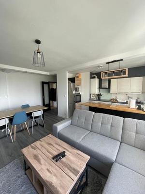 Appartement - 75 m² - 4 pièces