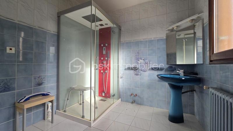 Maison - 84 m² - 4 pièces