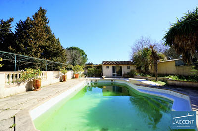 Mas - 135 m² - 8 pièces