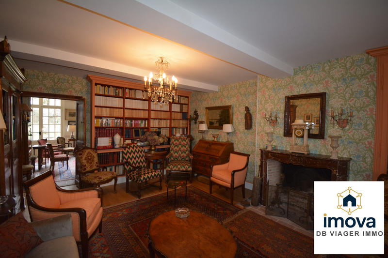 Viager - Maison - 381 m² - 11 pièces