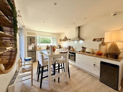 Villa - 93 m² - 4 pièces