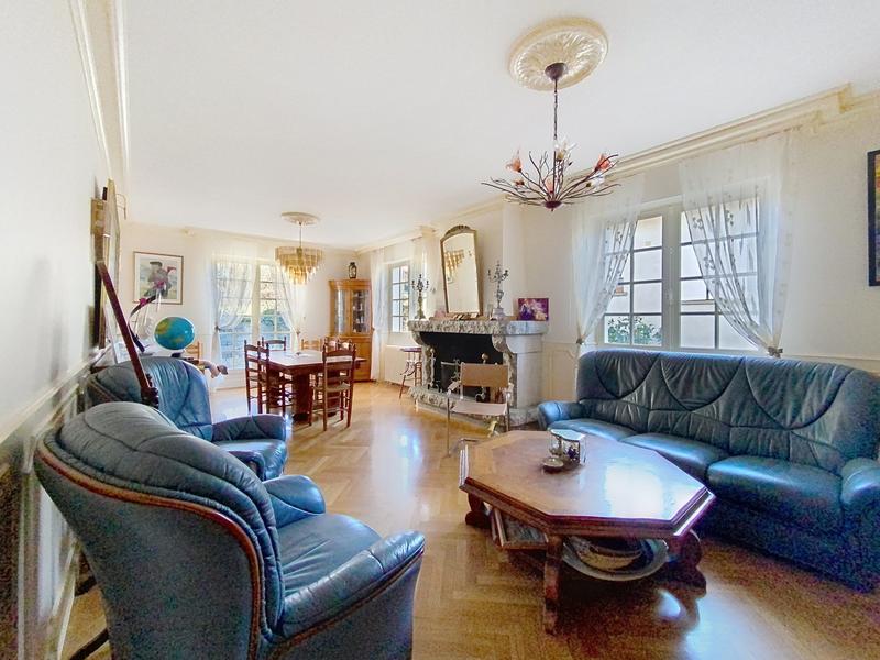 Maison traditionnelle - 130 m² - 5 pièces