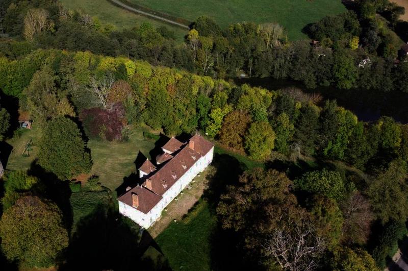 Manoir - 1 500 m² - 30 pièces