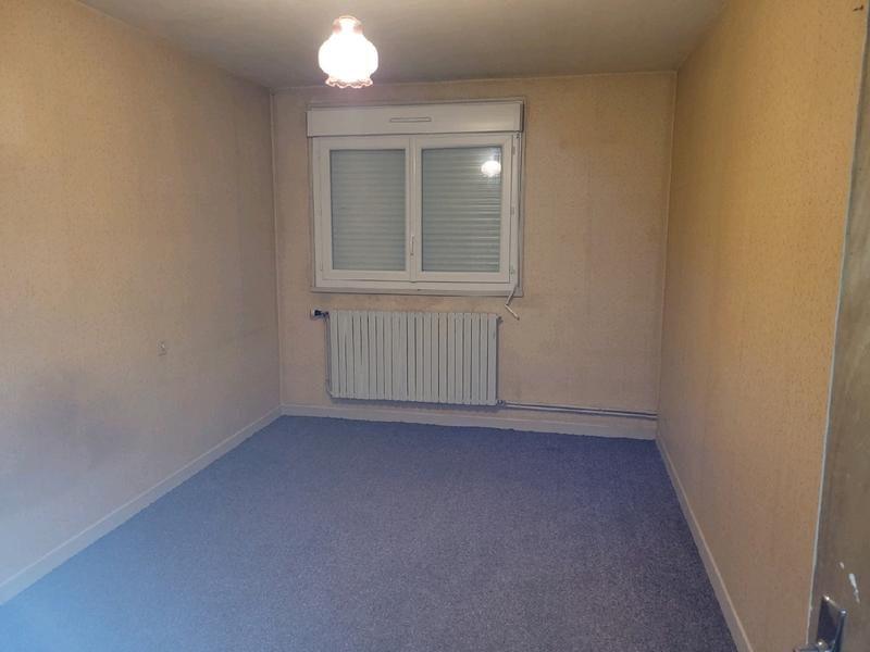 Maison - 200 m² - 14 pièces