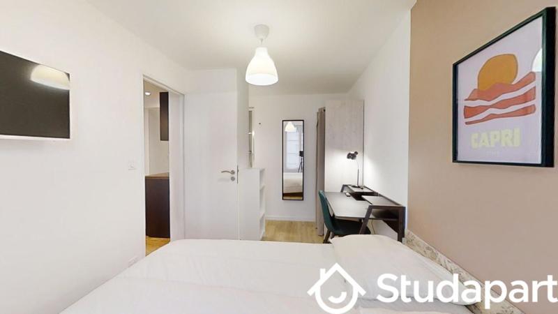 Chambre - 9 m² - 1 pièce