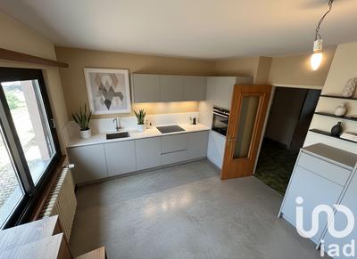 Maison - 199 m² - 8 pièces