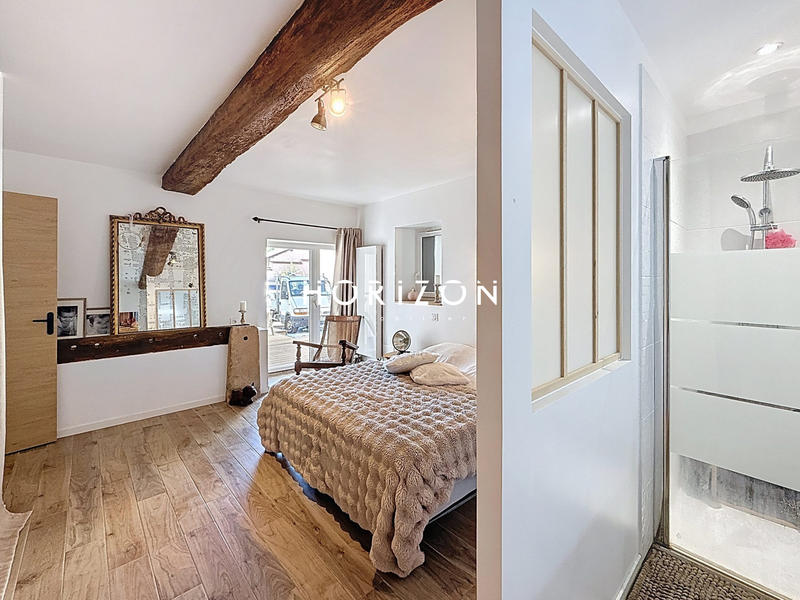 Maison ancienne - 220 m² - 8 pièces