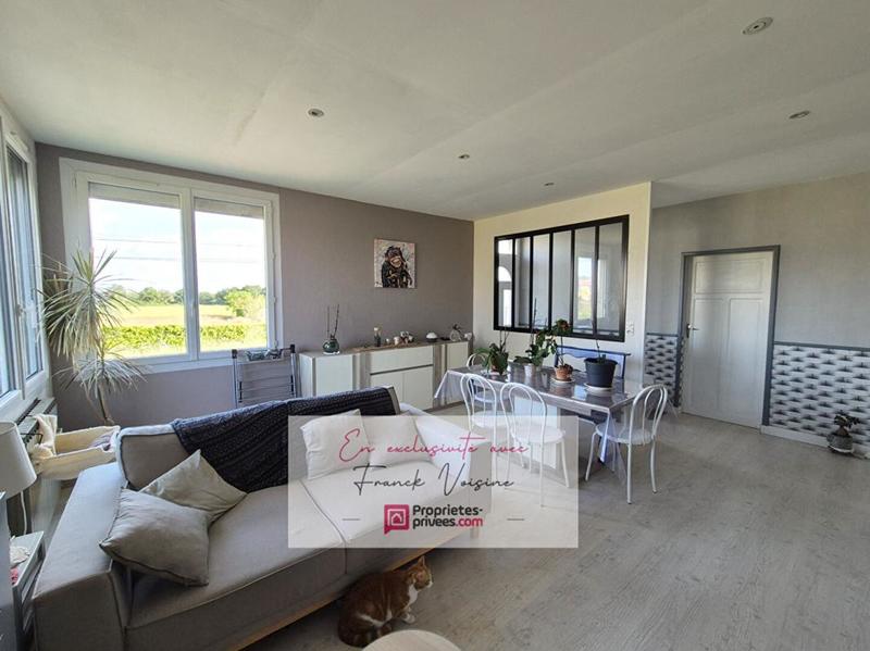 Maison - 88 m² - 6 pièces