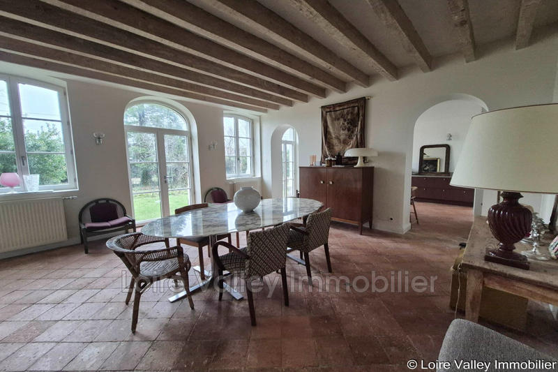 Maison - 211 m² - 6 pièces