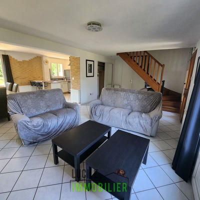 Maison - 110 m² - 6 pièces