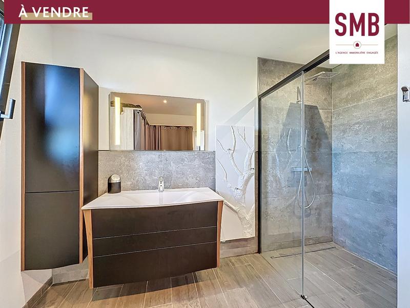 Maison - 170 m² - 6 pièces