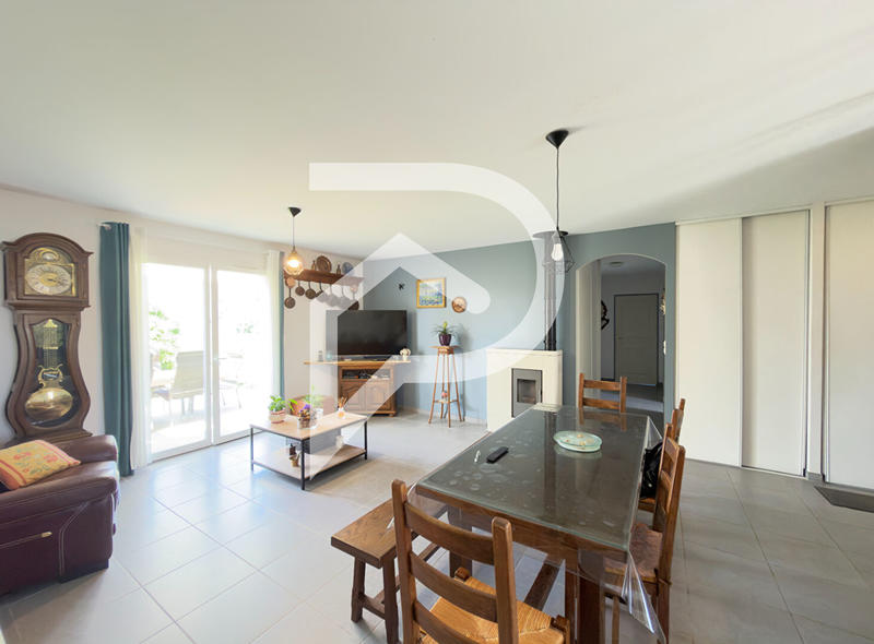 Maison - 90 m² - 4 pièces