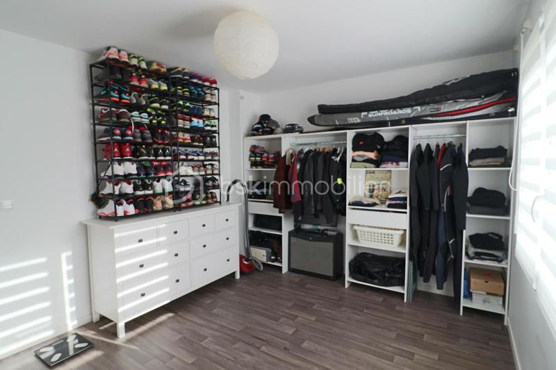 Villa - 80 m² - 4 pièces