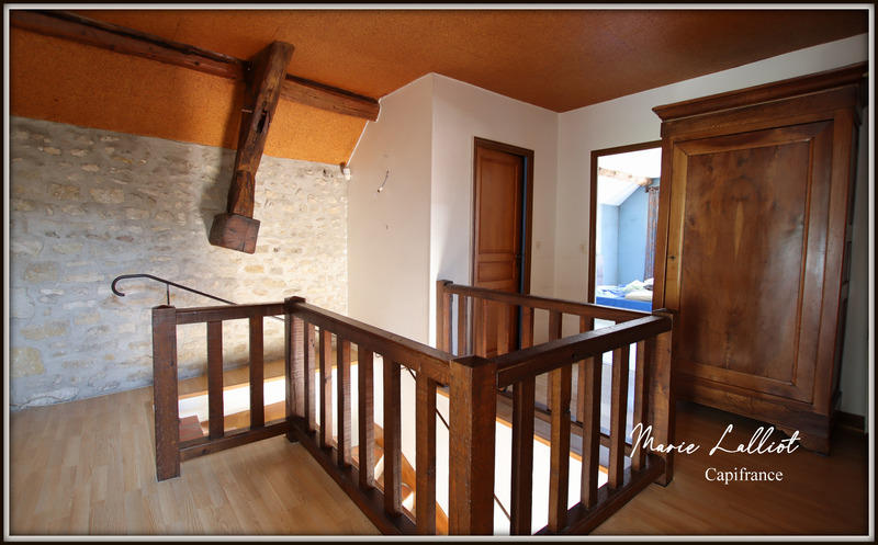 Maison - 322 m² - 11 pièces