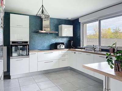 Maison - 152 m² - 7 pièces