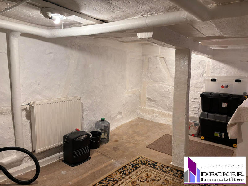 Maison traditionnelle - 89 m² - 6 pièces