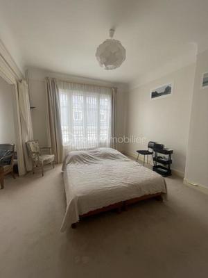 Appartement - 135 m² - 4 pièces