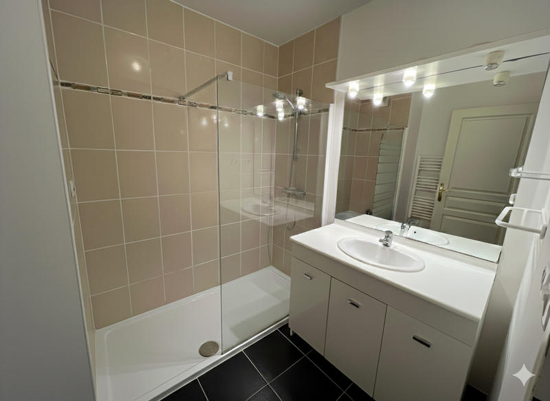 Appartement - 76 m² - 3 pièces