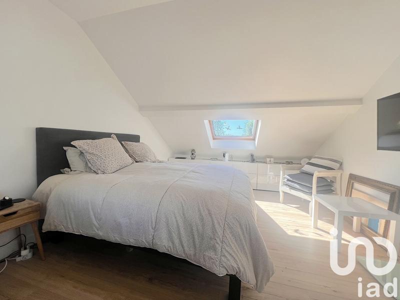 Maison - 214 m² - 8 pièces